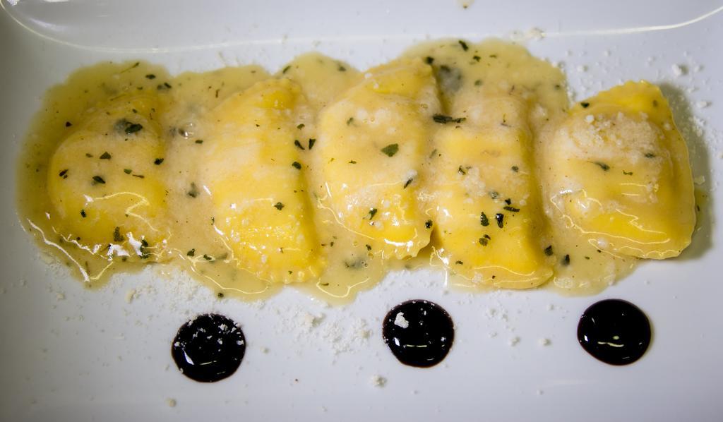 特拉西梅诺湖畔托罗 Borgo La Dogana酒店 外观 照片