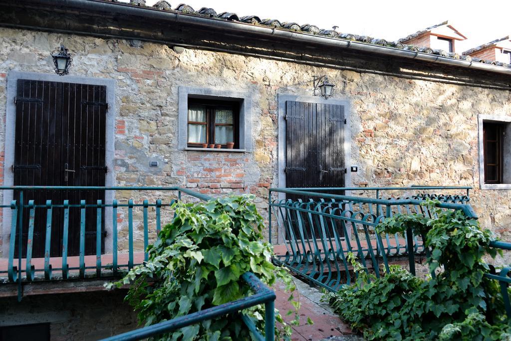 特拉西梅诺湖畔托罗 Borgo La Dogana酒店 客房 照片